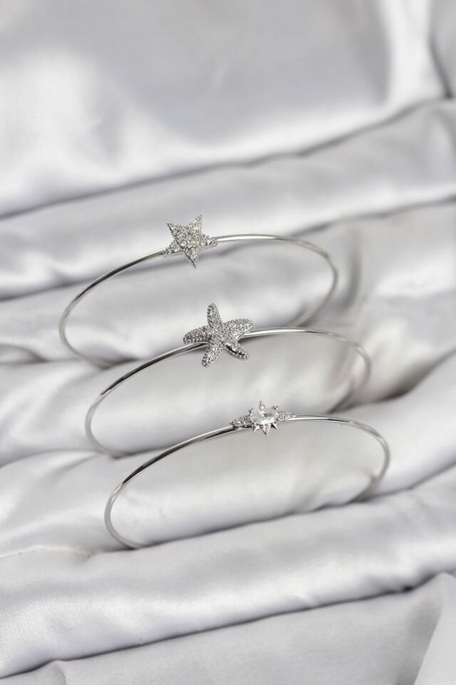 Gümüş Renk Zirkon Taşlı Deniz Yıldızı Model 3'lü Kadın Bileklik Kombini