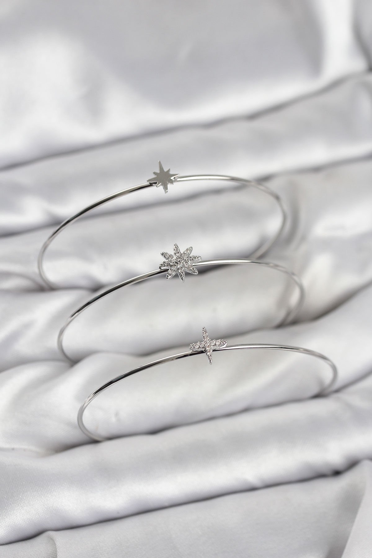 Zirkon Taşlı Kutup Yıldızı Model Gümüş Renk 3'lü Kadın Bileklik Kombini