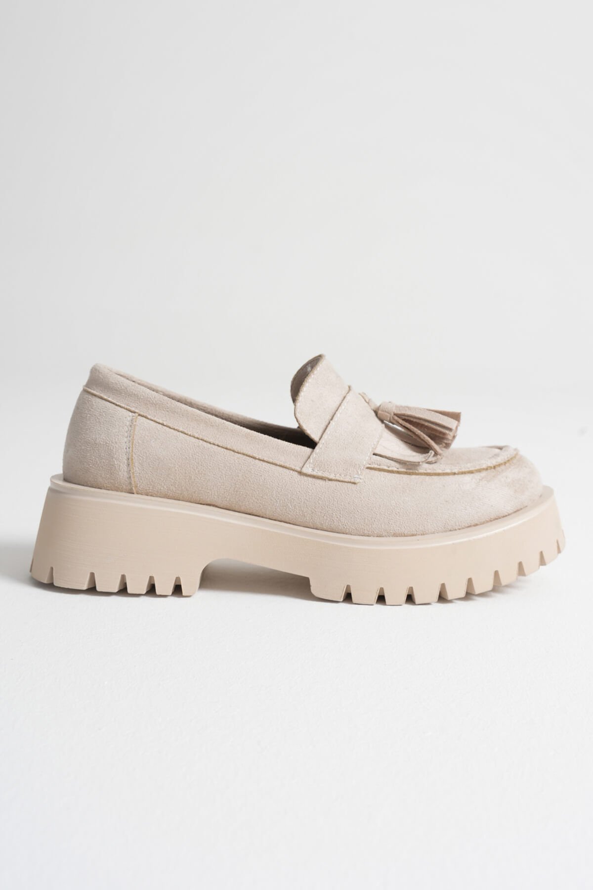 Kadın Günlük Bej Süet Loafer Ayakkabı TR10MS03D