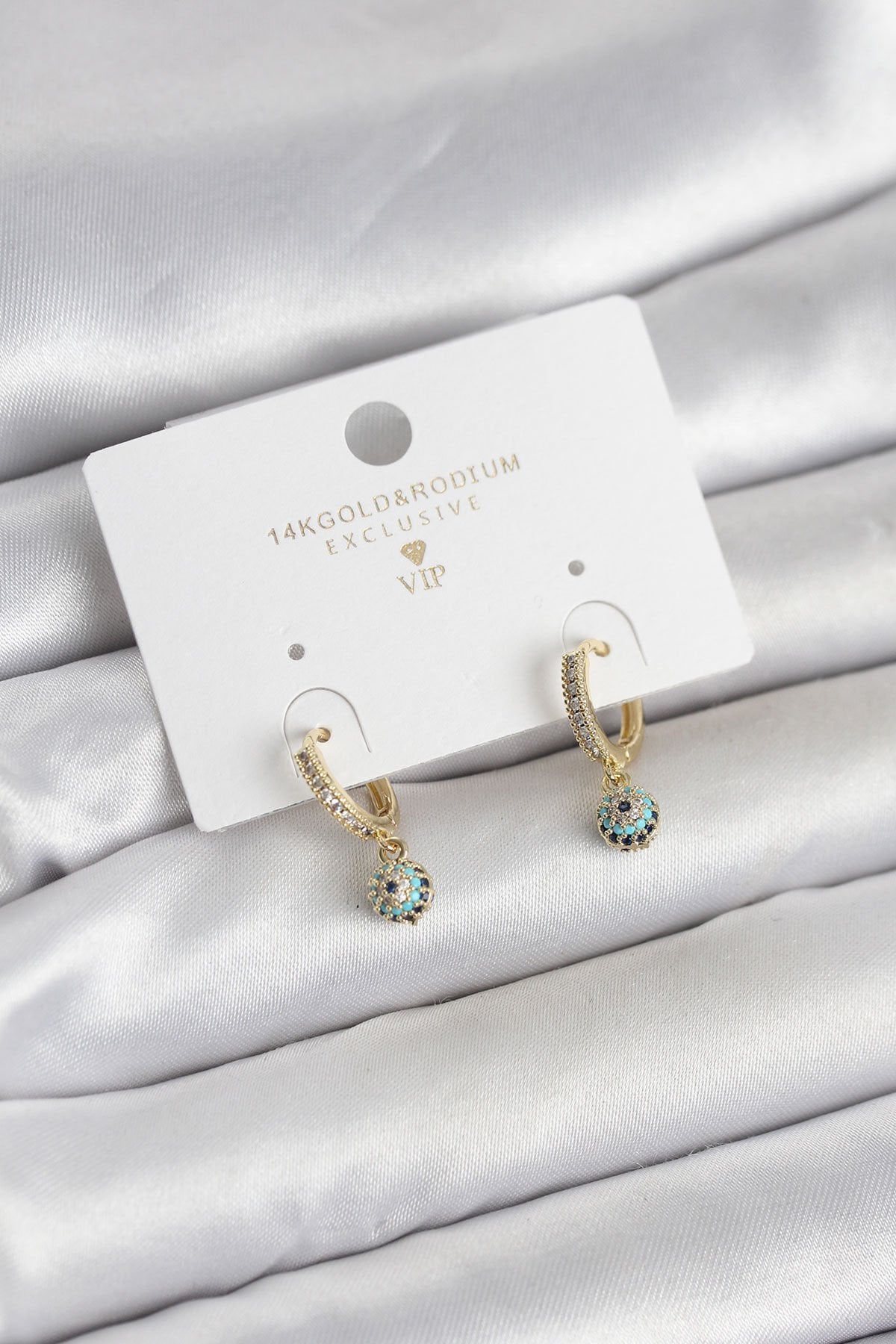 Minimal Nazarlı Model Gold Renk Zirkon Taşlı Kadın Küpe