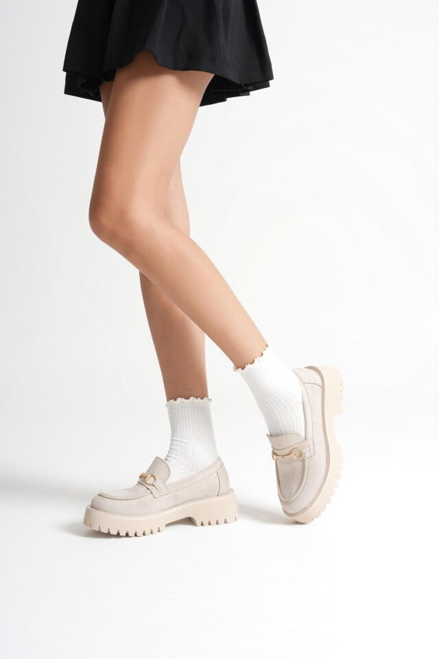 Toka Detaylı Bej Süet Günlük Loafer Ayakkabı TR10MS04D