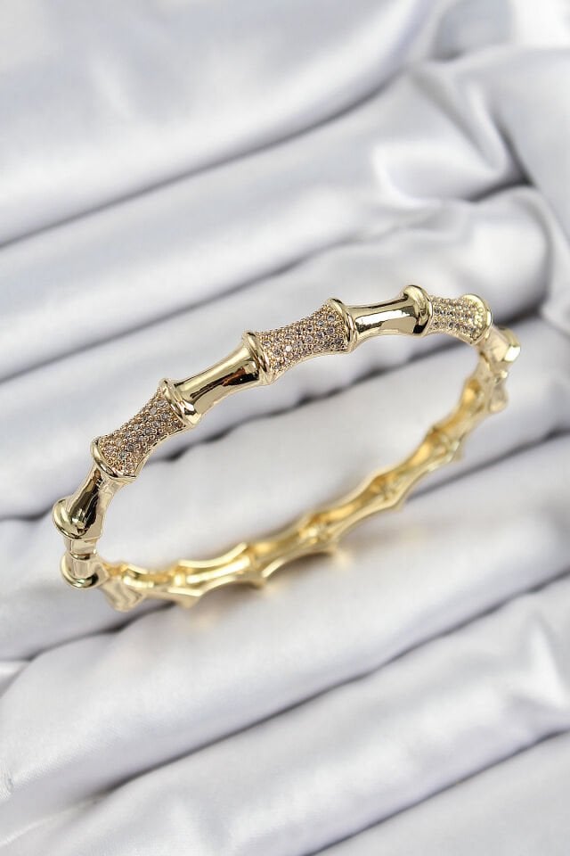 Pirinç Zirkon Taşlı Kemik Model Gold Renk Vip Kadın Bileklik