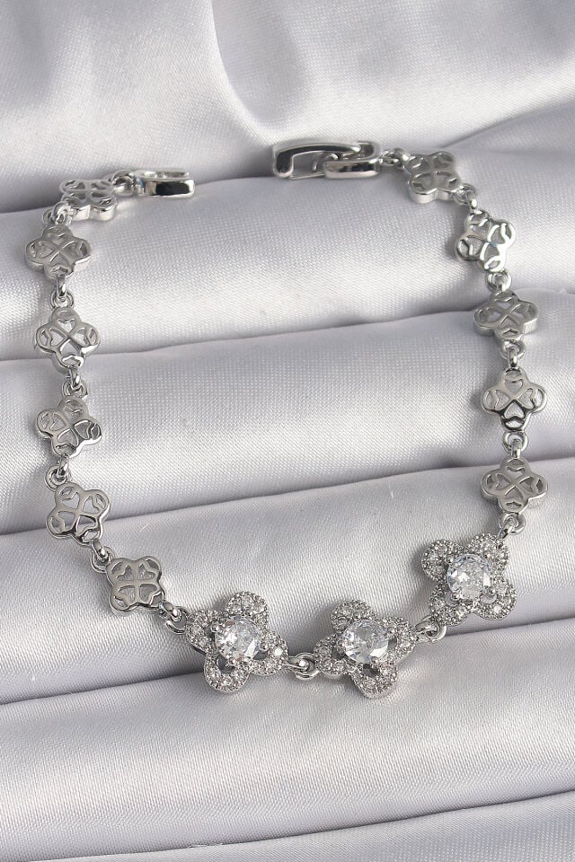 Pirinç Gümüş Renk Zirkon Taşlı Yonca Model Kadın Bileklik