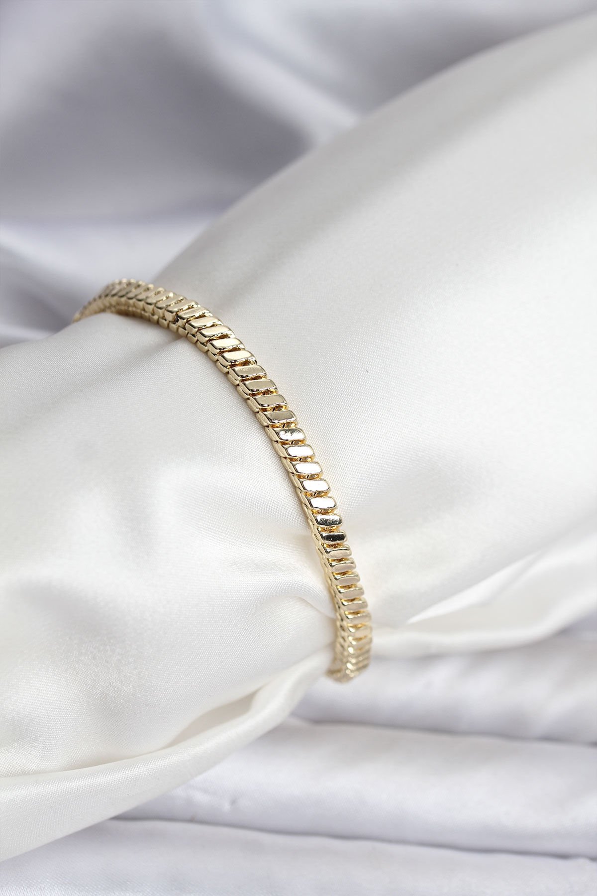 14K Gold Renk Kaplama Kare Zincir Model CM Kadın Bileklik