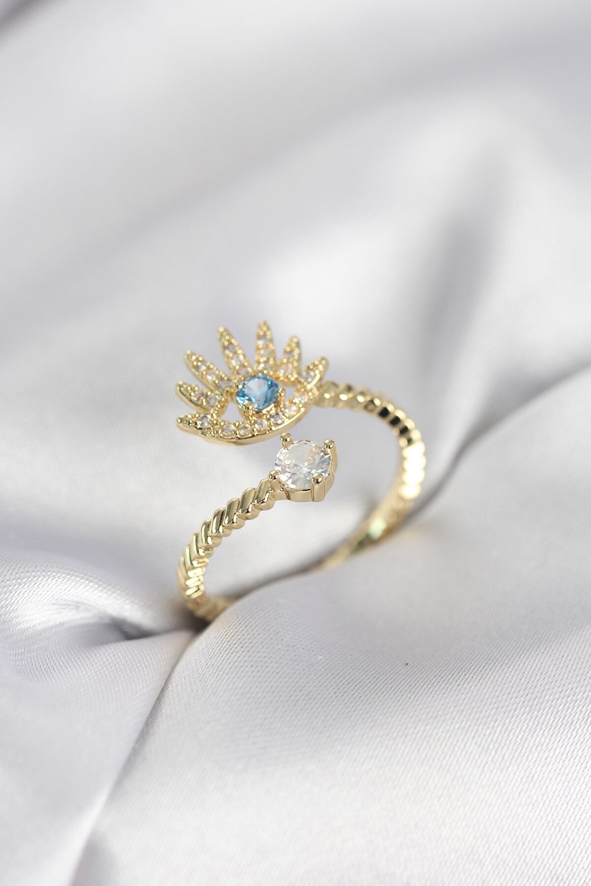 Gold Renk Göz Model Zirkon Taşlı Kadın Yüzük