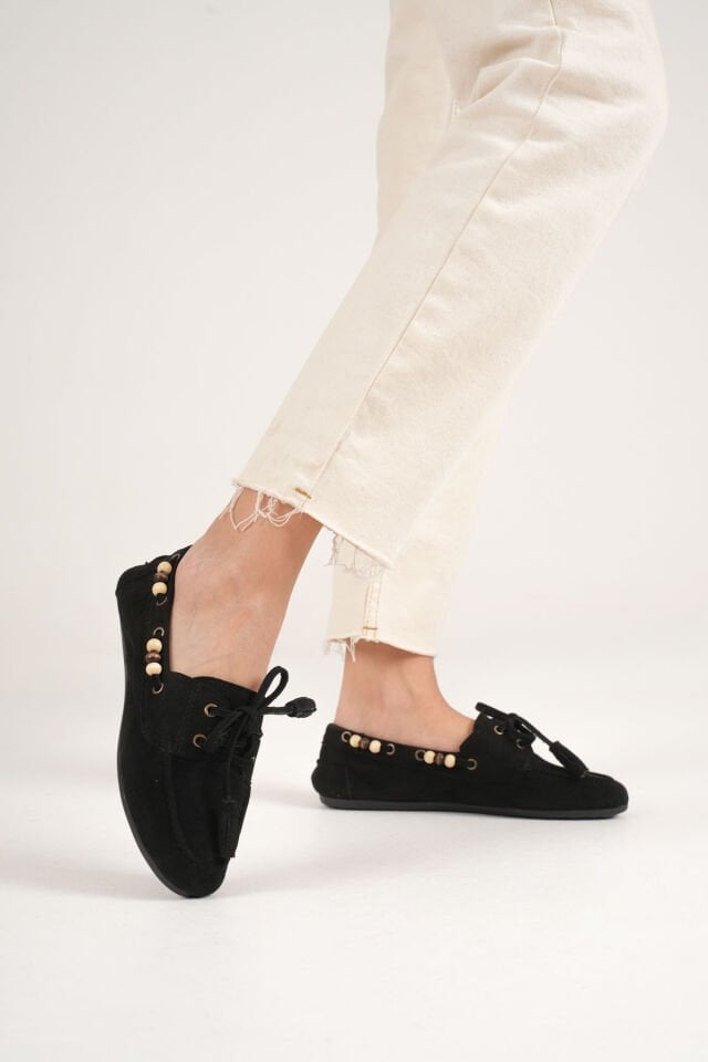 Kadın Siyah Boncuklu Günlük Süet Ayakkabı TR27MS07A