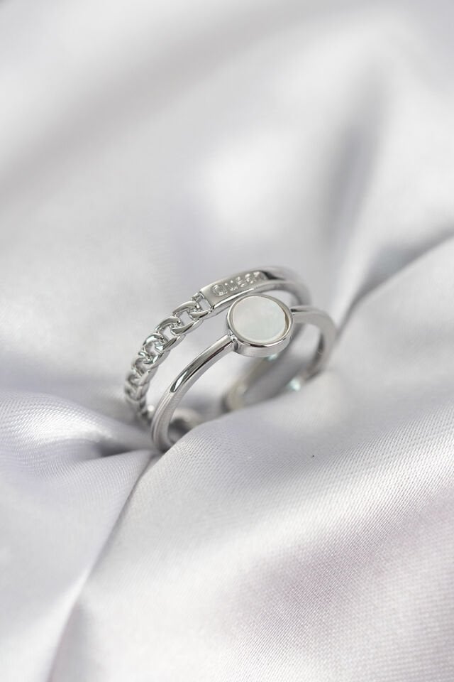 Minimal Queen Yazılı Gümüş Renk Pirinç Kadın Yüzük