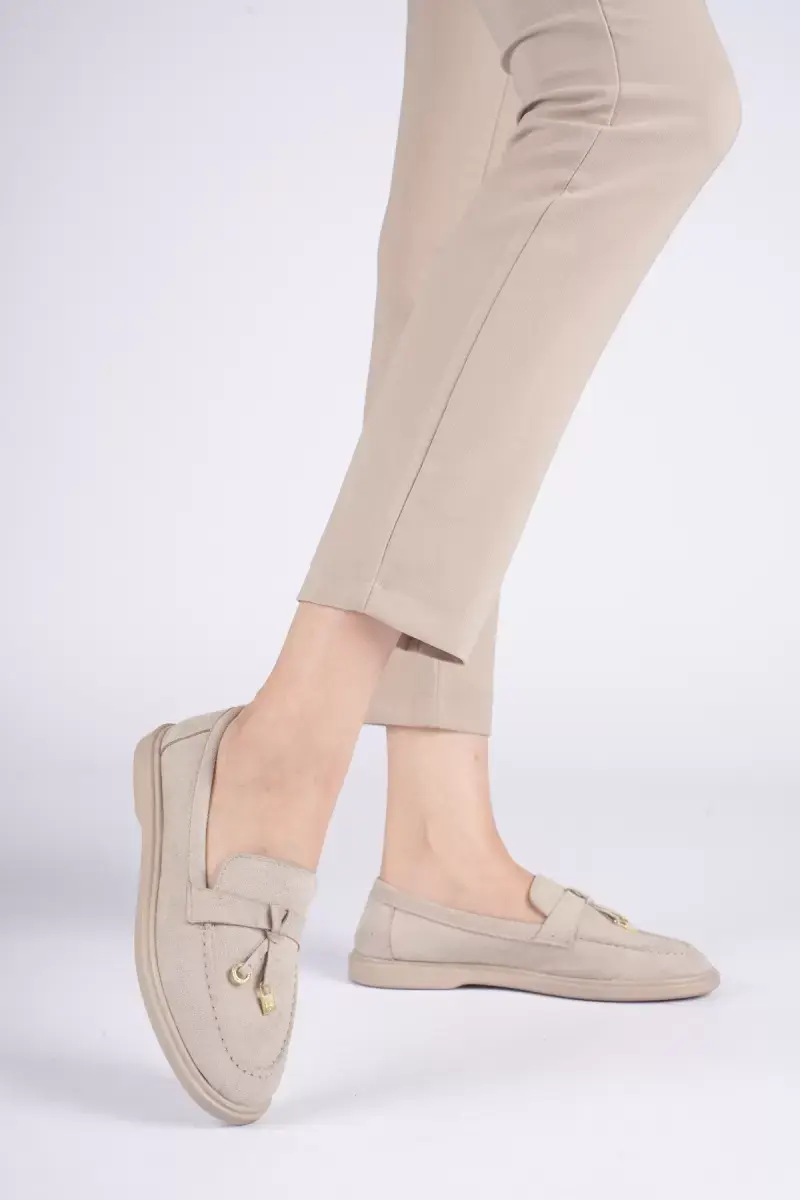 Kadın Bej Günlük Süet Ayakkabı TR27MS10B