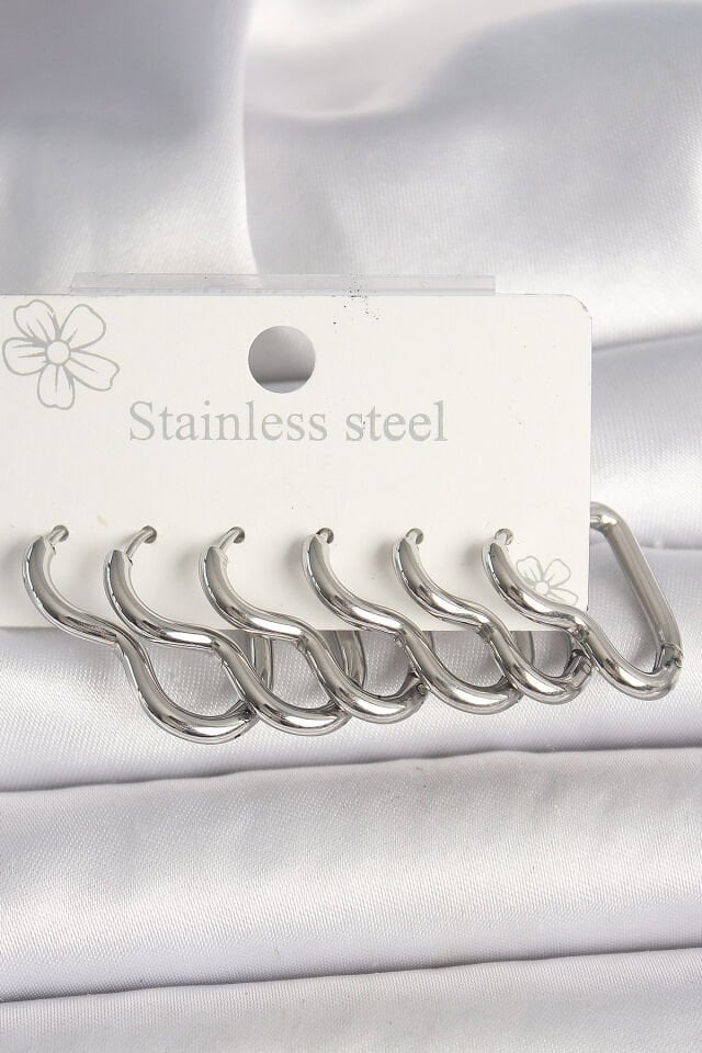 316L Çelik Gümüş Renk Kalp Model Kadın Küpe Seti