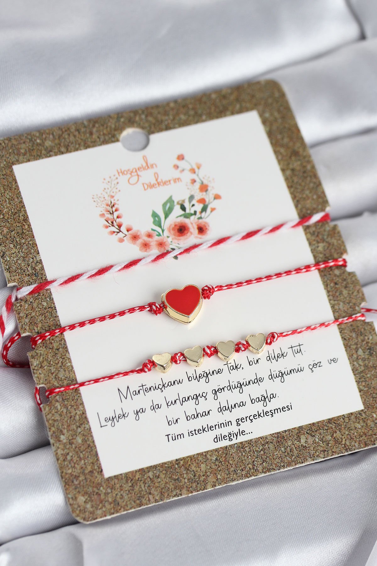 Marteniçka Bileklik 3'lü Kırmızı Mineli Kalp Model