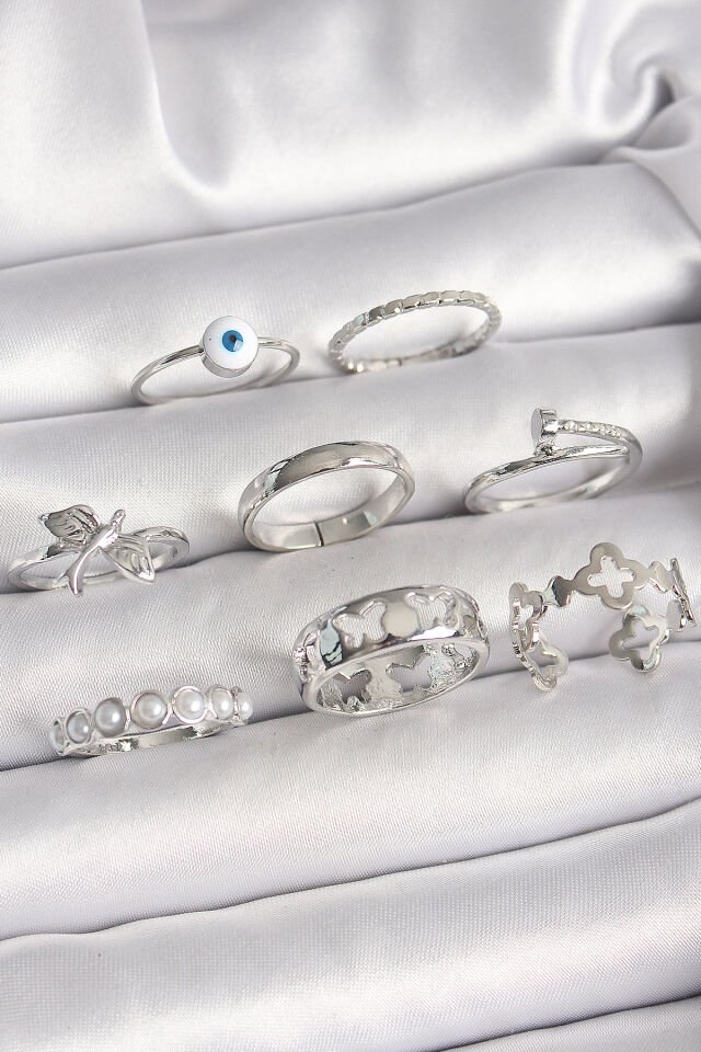 Pirinç Gümüş Renk Nazar Boncuk Detay İncili Kelebek İşlemeli Kadın Yüzük Kombini