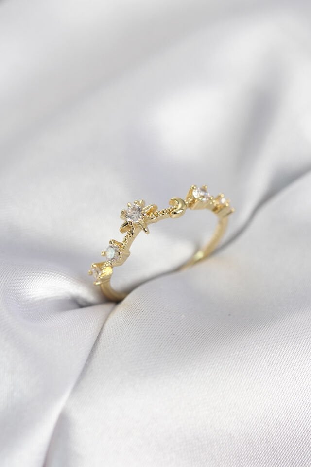 Gold Renk Gece Temalı Zirkon Taşlı Kadın Yüzük