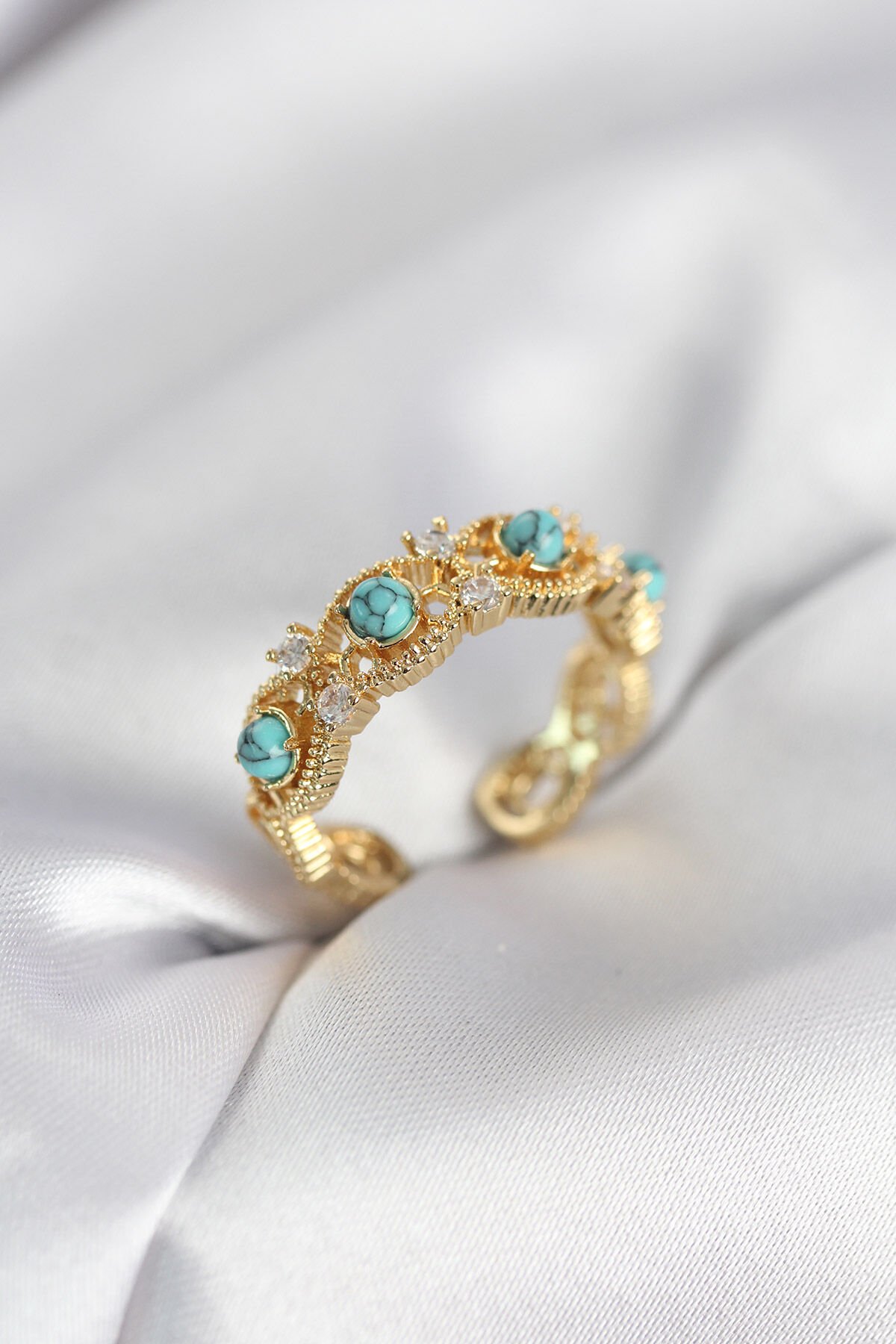 Mavi Taşlı Gold Renk Vintage Kadın Yüzük