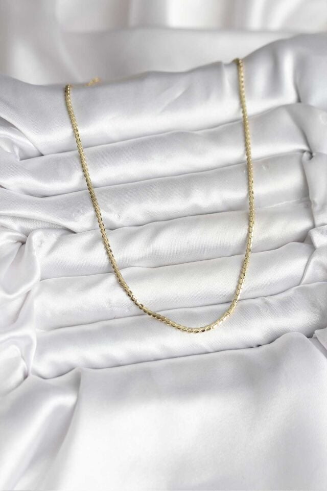 14K Gold Renk Kaplama Ezme Zincir Model CM Kadın Kolye