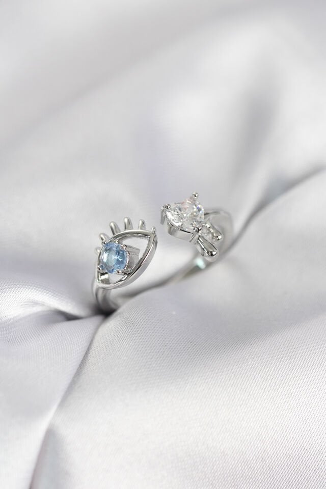 Gözyaşı Model Gümüş Renk Zirkon Taşlı Kadın Yüzük