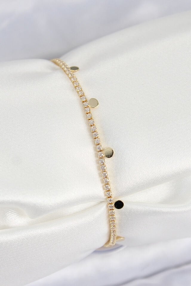 Pirinç Zirkon Taşlı Ezme Zincirli Sıralı Model Gold Renk Kadın Bilekilk