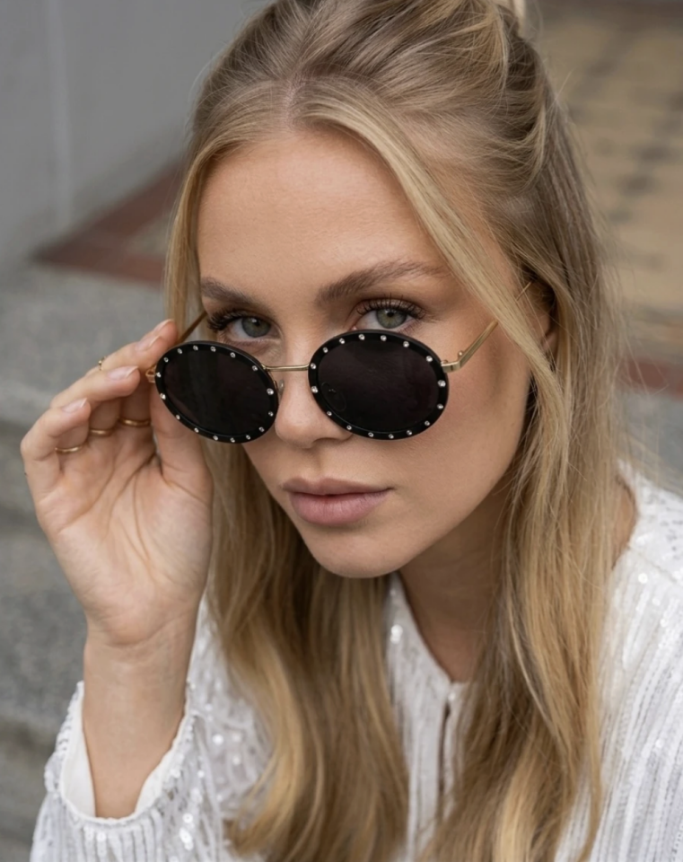 Taşlı Oval Jeweled Siyah Gümüş Taş Aksesuarlı Filtreli Siyah Güneş Gözlüğü