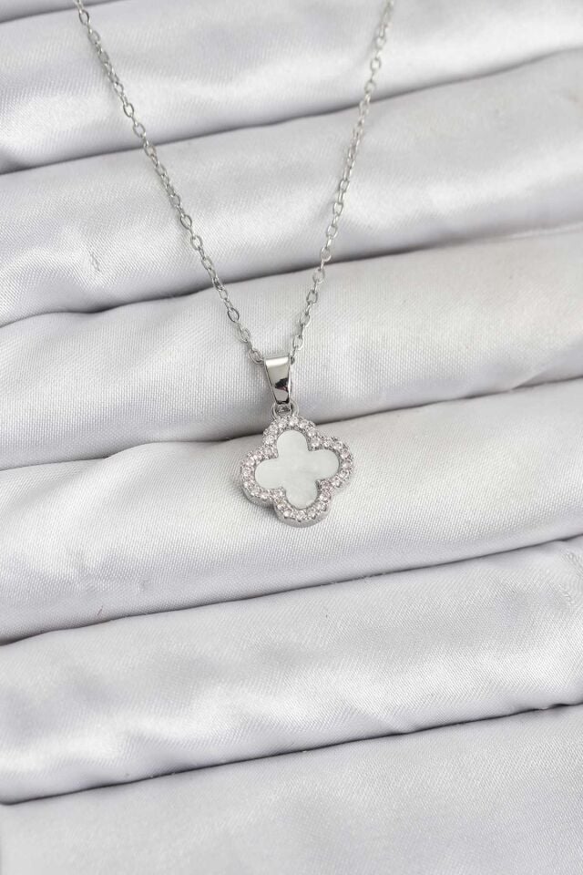 316L Çelik Zincir Gümüş Renk Sedefli Yonca Kadın Kolye