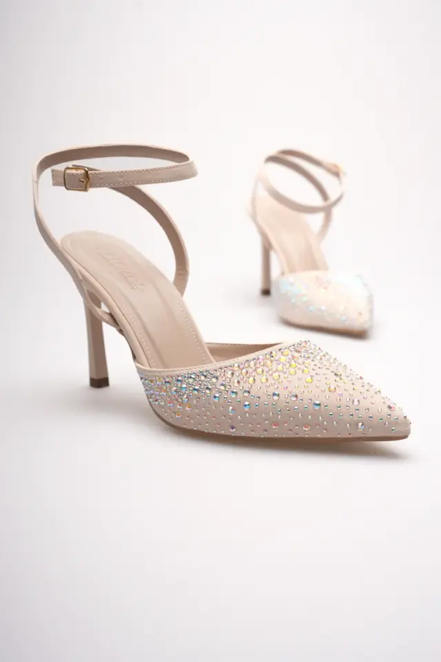 Kadın Bej Taşlı Topuklu Ayakkabı TR08MS22B