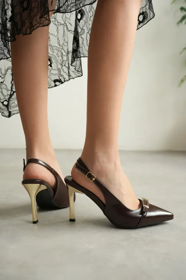 Kadın Acı Kahve Tokalı Topuklu Ayakkabı TR08MS34C