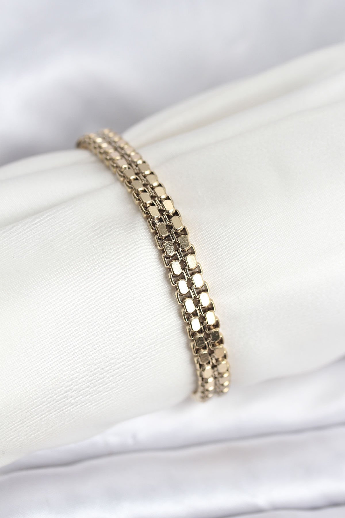 316L Çelik Gold Renk Kadın Bileklik