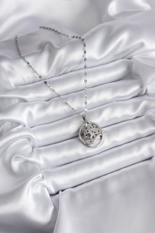 316L Çelik Gümüş Renk Zirkon Taşlı Jaguar Model Kadın Kolye