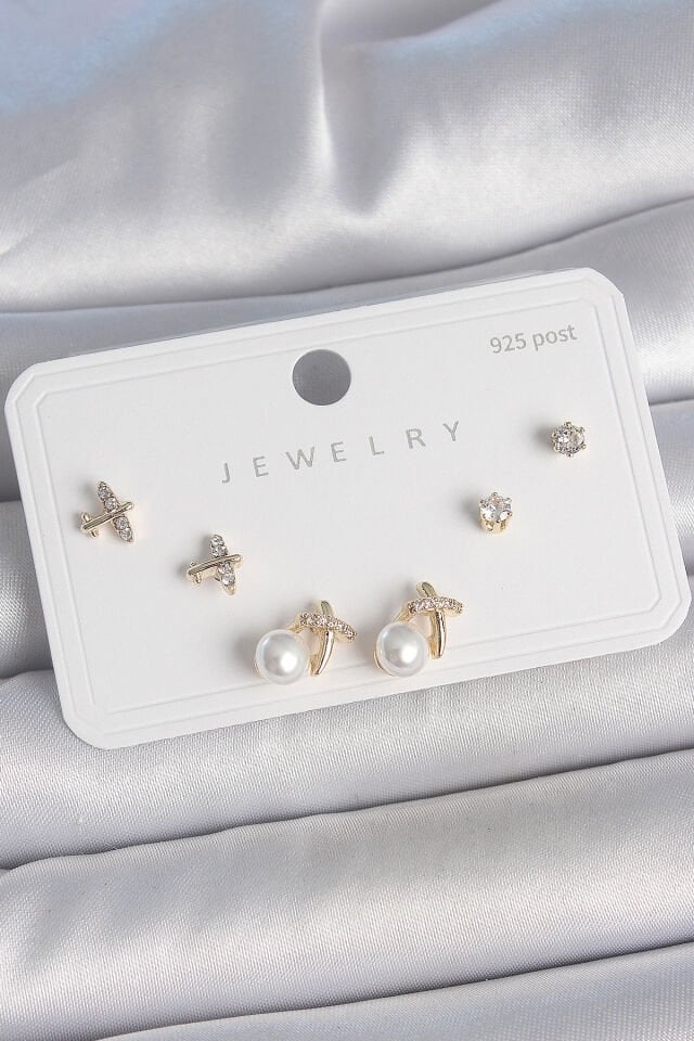 Pirinç Gold Renk Zirkon Taşlı Kelebek Model İnci Detay 925 Ayar Gümüş Çivi Kadın Küpe Seti