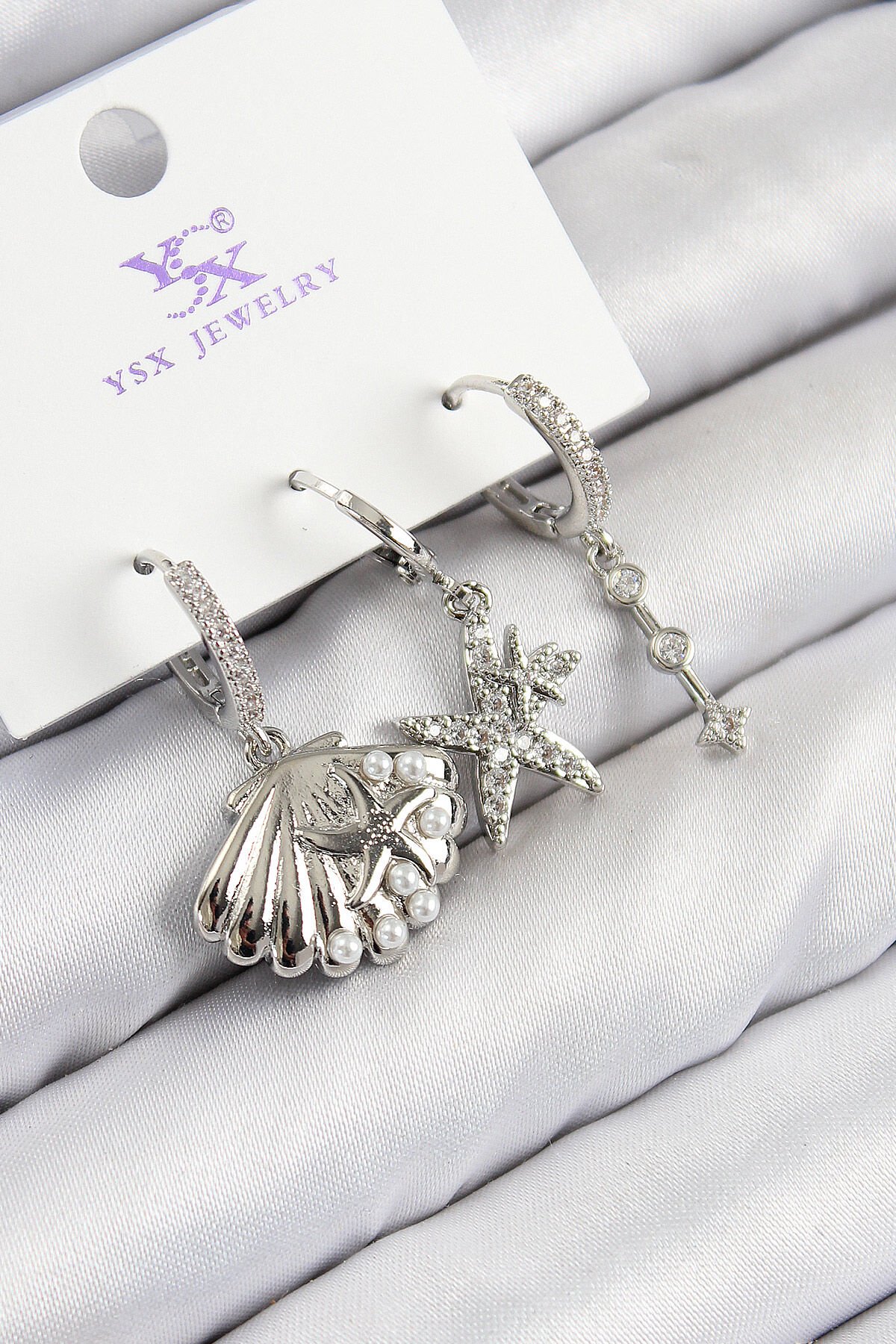 Pirinç Zirkon Taşlı 3'lü Yıldız Ve İstiridye Model Gümüş Renk Kadın Küpe