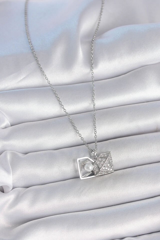 316L Çelik Gümüş Renk Zincir Zirkon Taşlı İncili Açılır Elmas Model Kadın Kolye