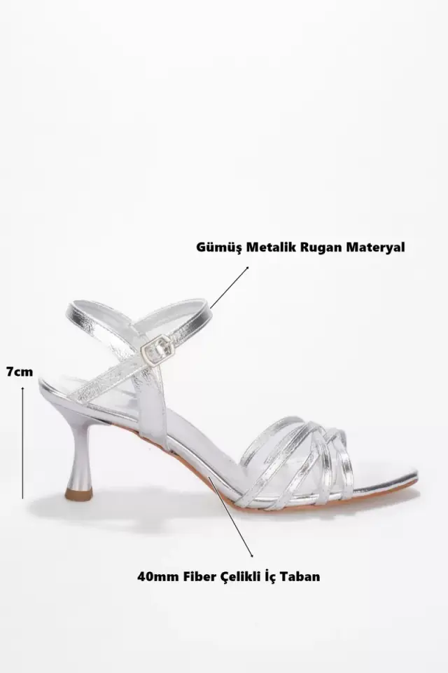 Kadın Gümüş Metalik Rugan 7cm İnce Topuklu Abiye Ayakkabı TR45MY01B