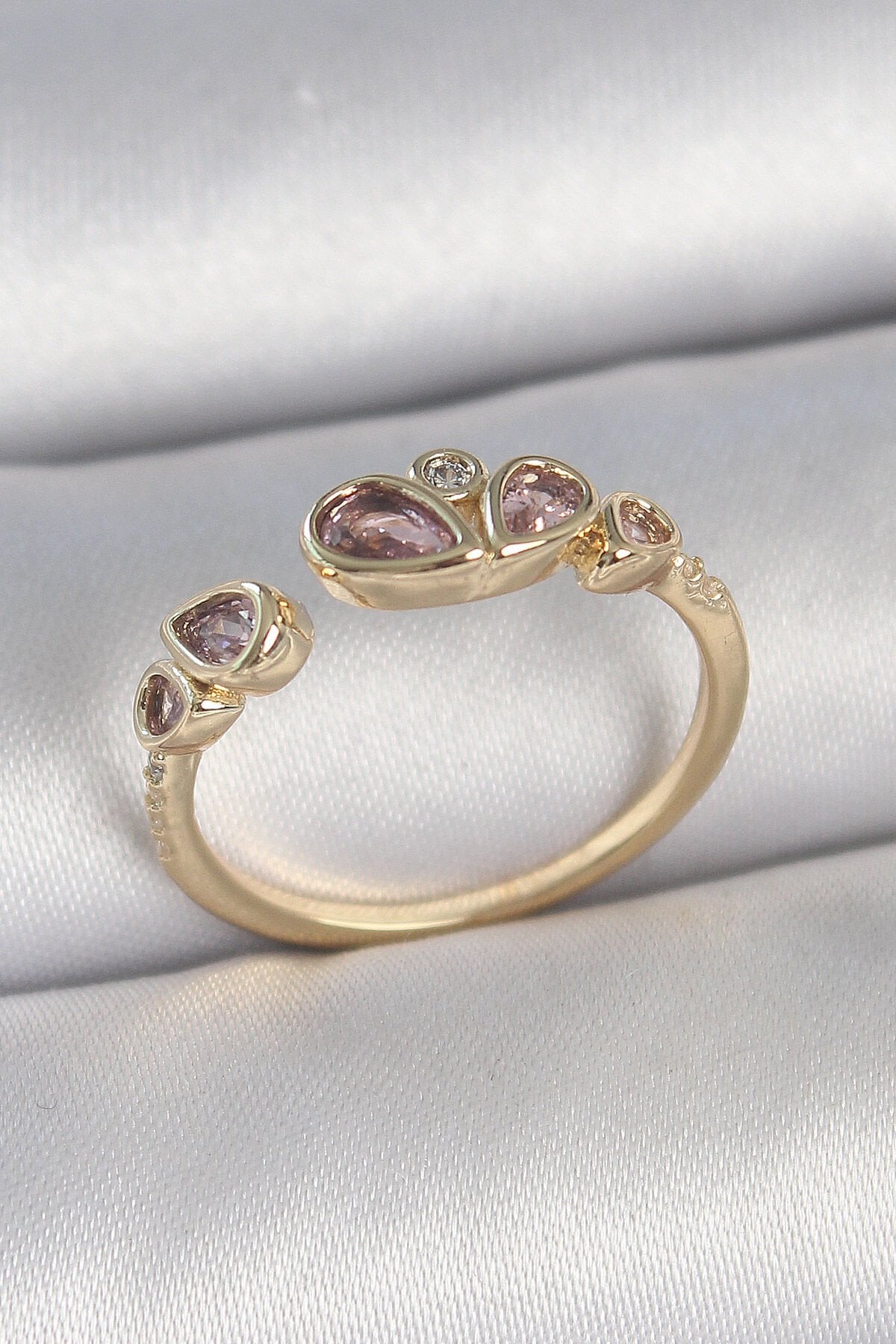 Pirinç Gold Renk Pembe Damla Zirkon Taşlı Ayarlanabilir Kadın Yüzük