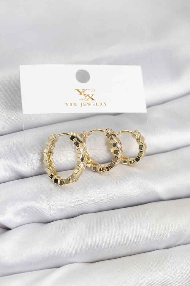 Pirinç Gold Renk Zirkon Taşlı Petek Halka Model YSX Trio Küpe Seti