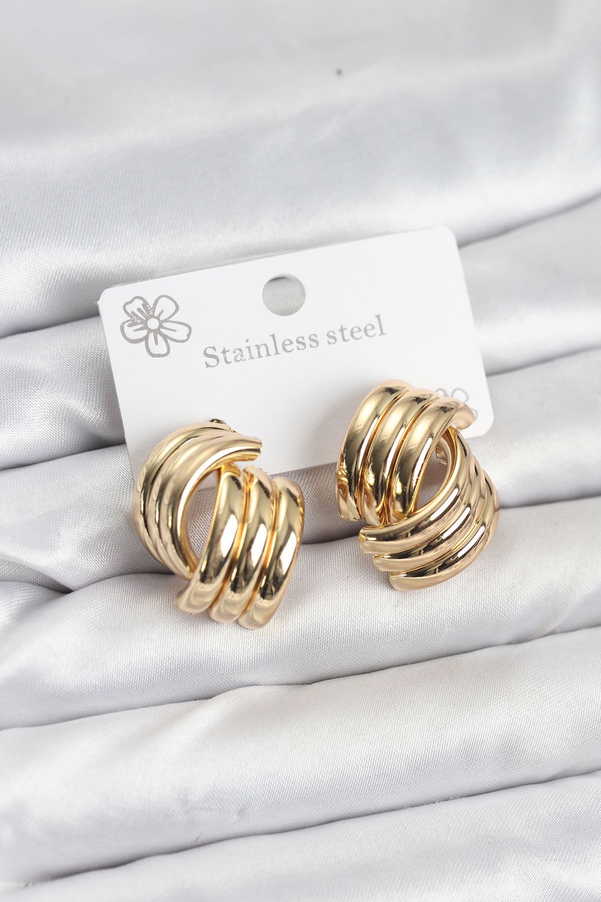 316L Çelik Gold Renk Vintage Kadın Küpe