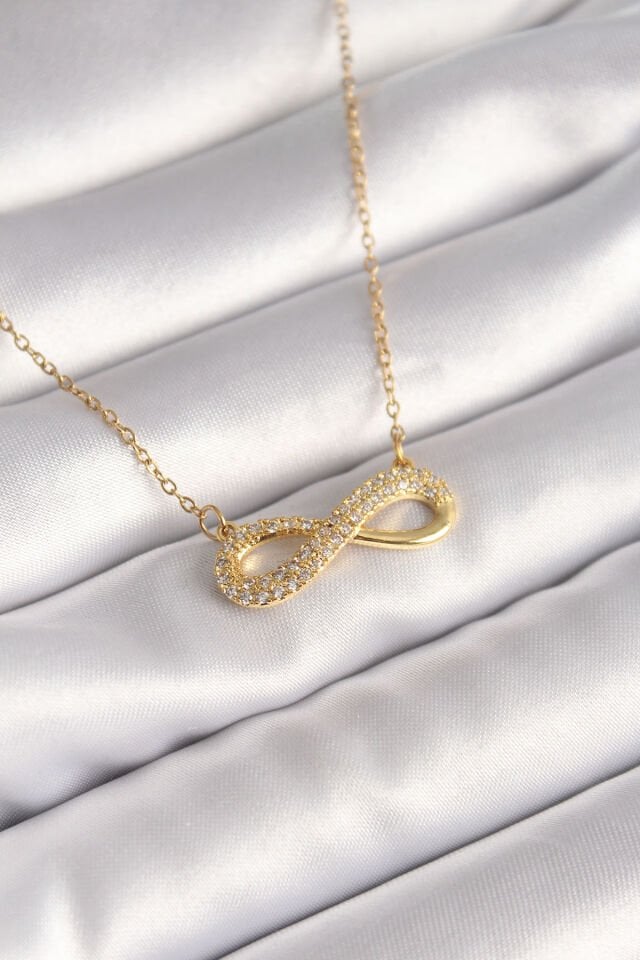 316L Çelik Gold Renk Zincir Zirkon Taşlı Sonsuzluk Model Kadın Kolye