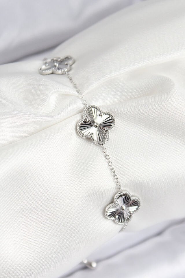 VIP Pirinç Yonca Model Gümüş Renk Kadın Bileklik