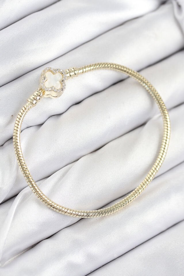 Pirinç Charm Zirkon Taşlı Yonca Model Gold Renk Kadın Bileklik