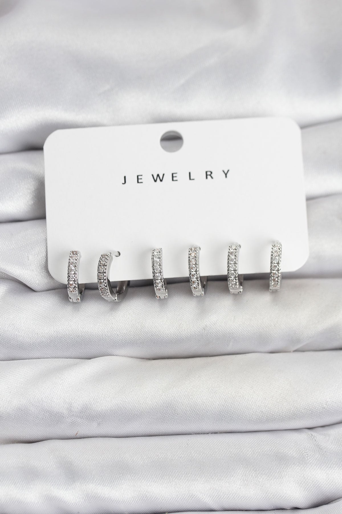 Gümüş Renk Pirinç Zirkon Taşlı Halka Kadın Küpe Seti